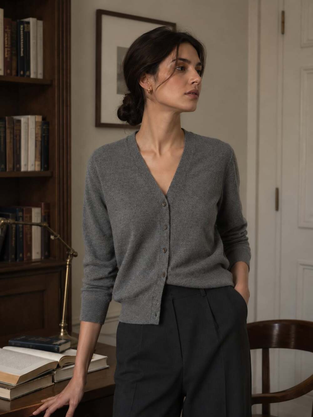 Gherardi Roma 100% Merino Wool Gray V-Neck Button Cardigan Italy L Soft Luxury